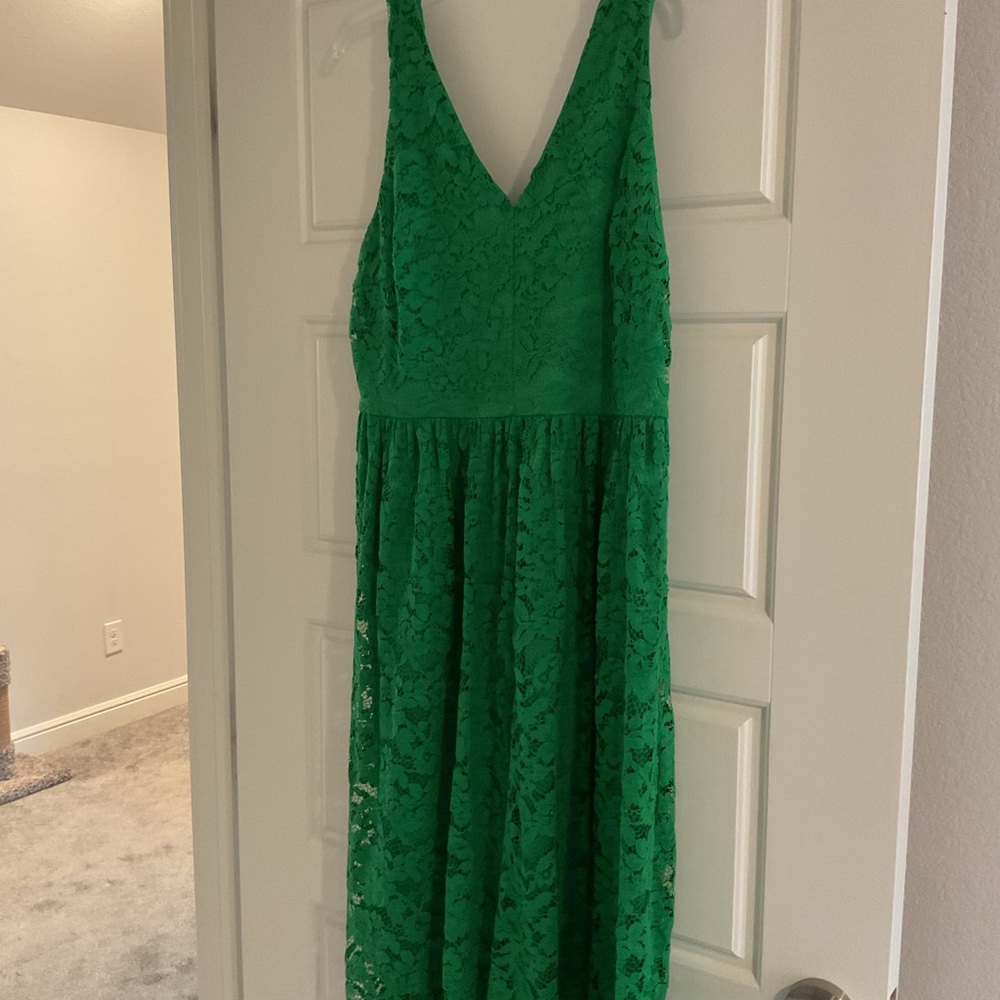 Elegant Green Lace Dress